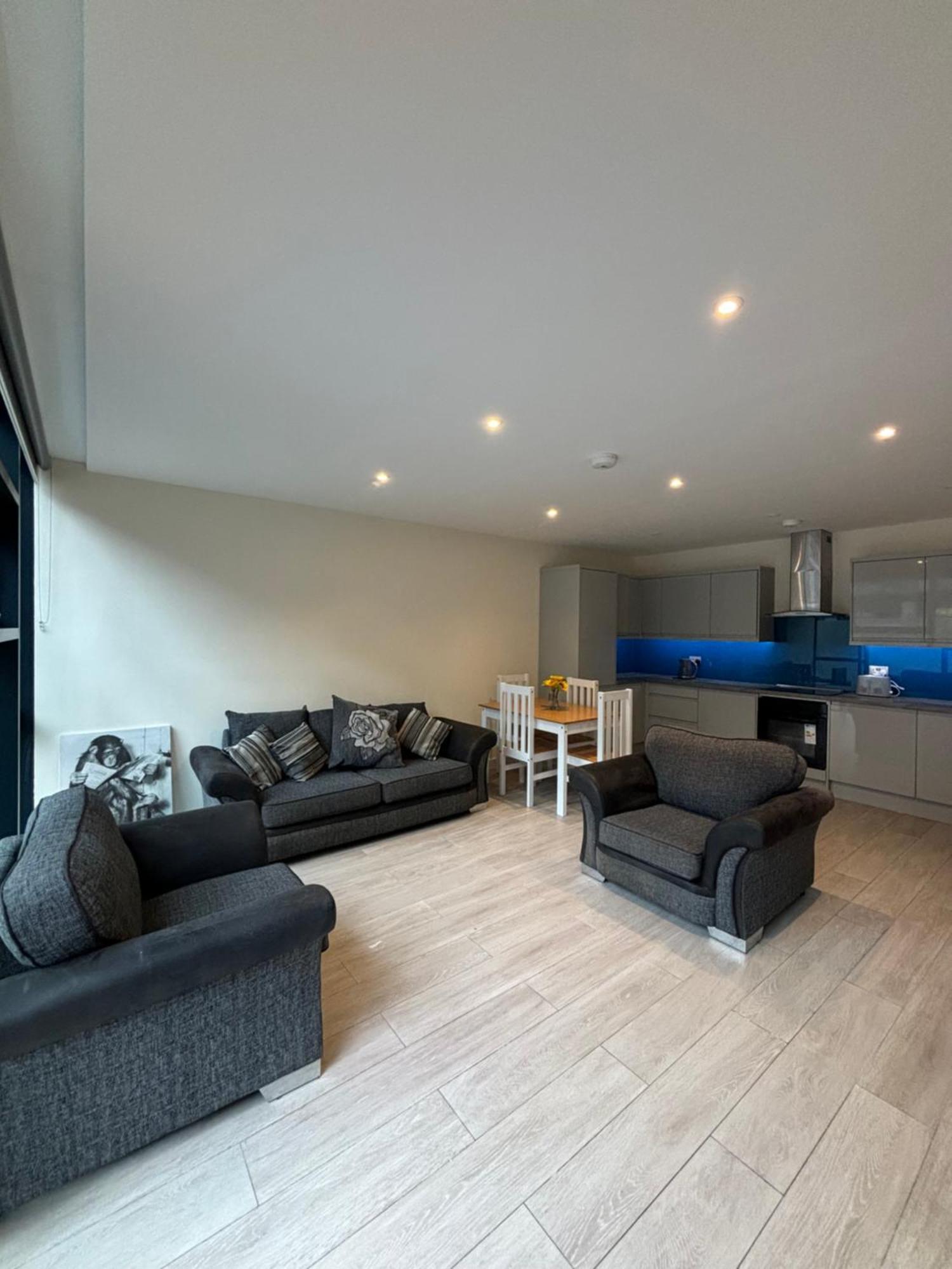 Claret And Blue Inn لندن المظهر الخارجي الصورة